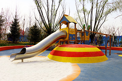  重庆三潮社贸易有限公司